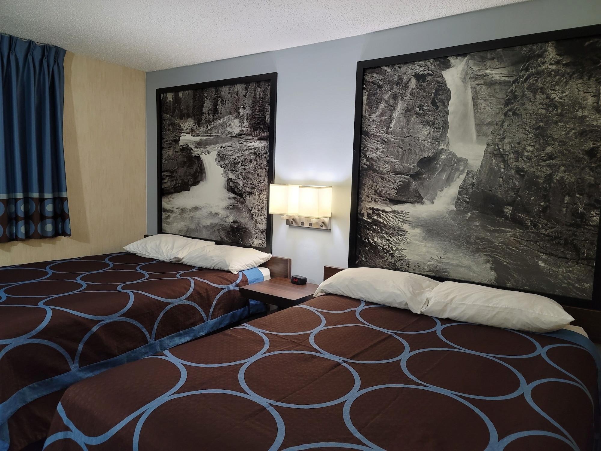 Super 8 By Wyndham Red Deer Hotel Exterior photo